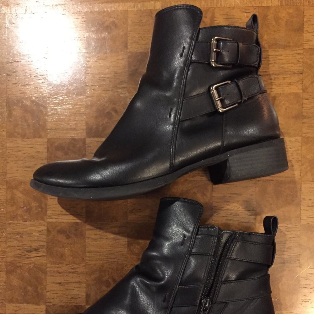 Old Navy Black Leather Ankle Boots with Buckles